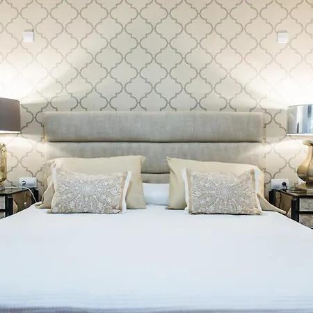 Bonita Luxury Private Pool By Holidays ヴィラ コラレホ